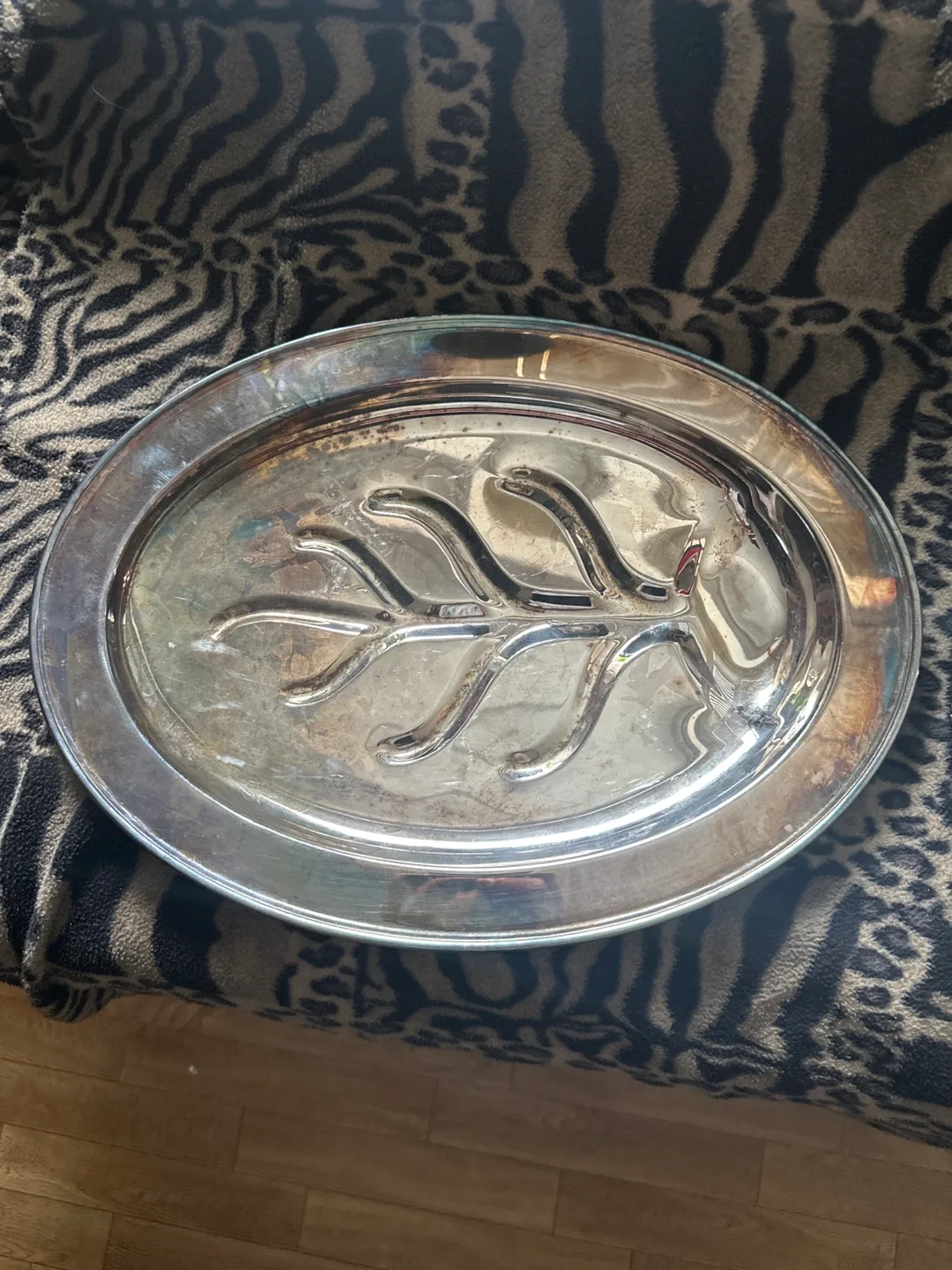 Silver Platter with Tree Design thumbnail