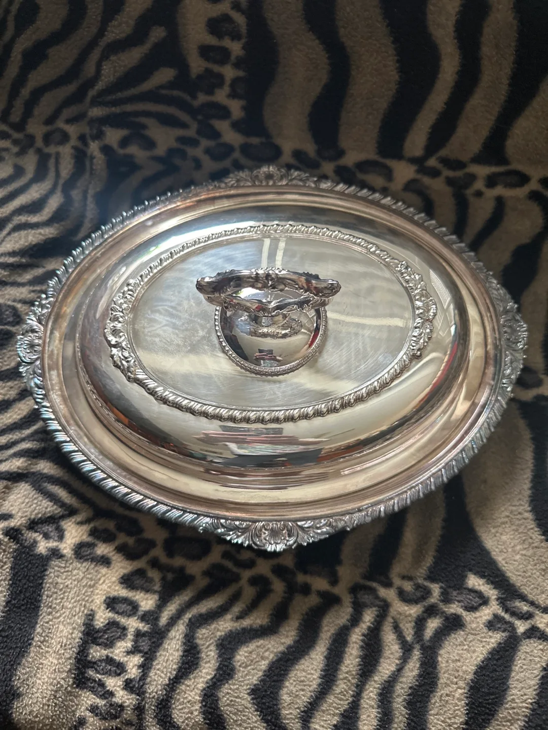 Silver Plated Serving Dish with Lid thumbnail