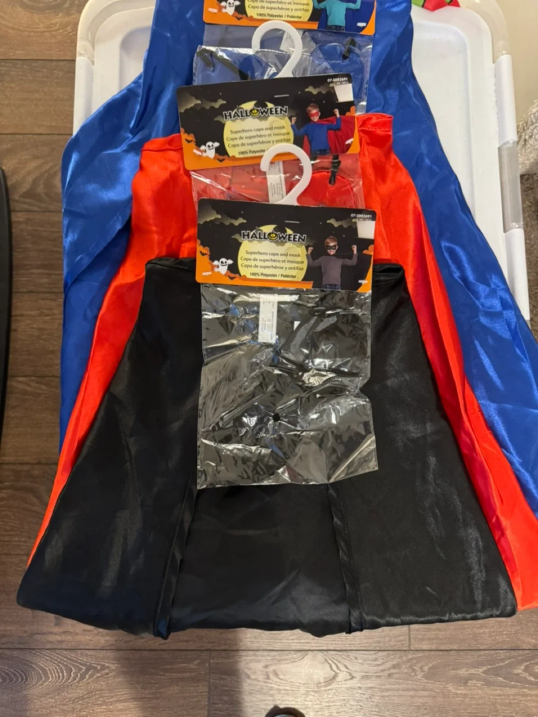 Halloween Superhero Cape and Mask - New thumbnail