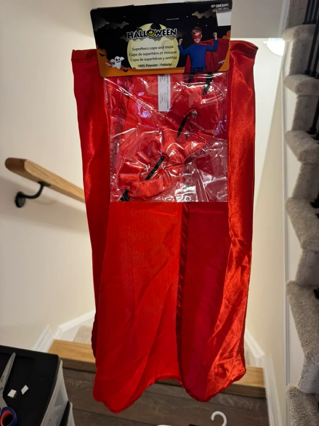 Halloween Superhero Cape and Mask - New image indicator(3)