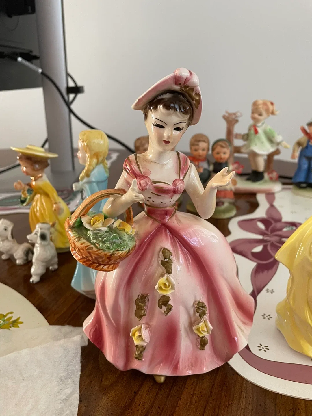 Vintage Porcelain Figurines image indicator(2)