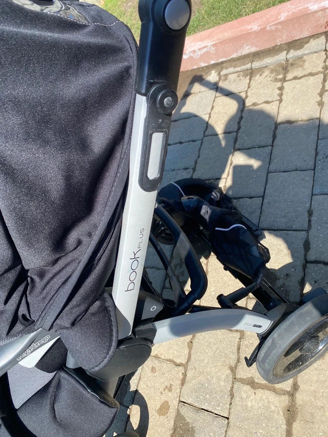 Peg Perego Book Plus Stroller - Black image indicator(2)