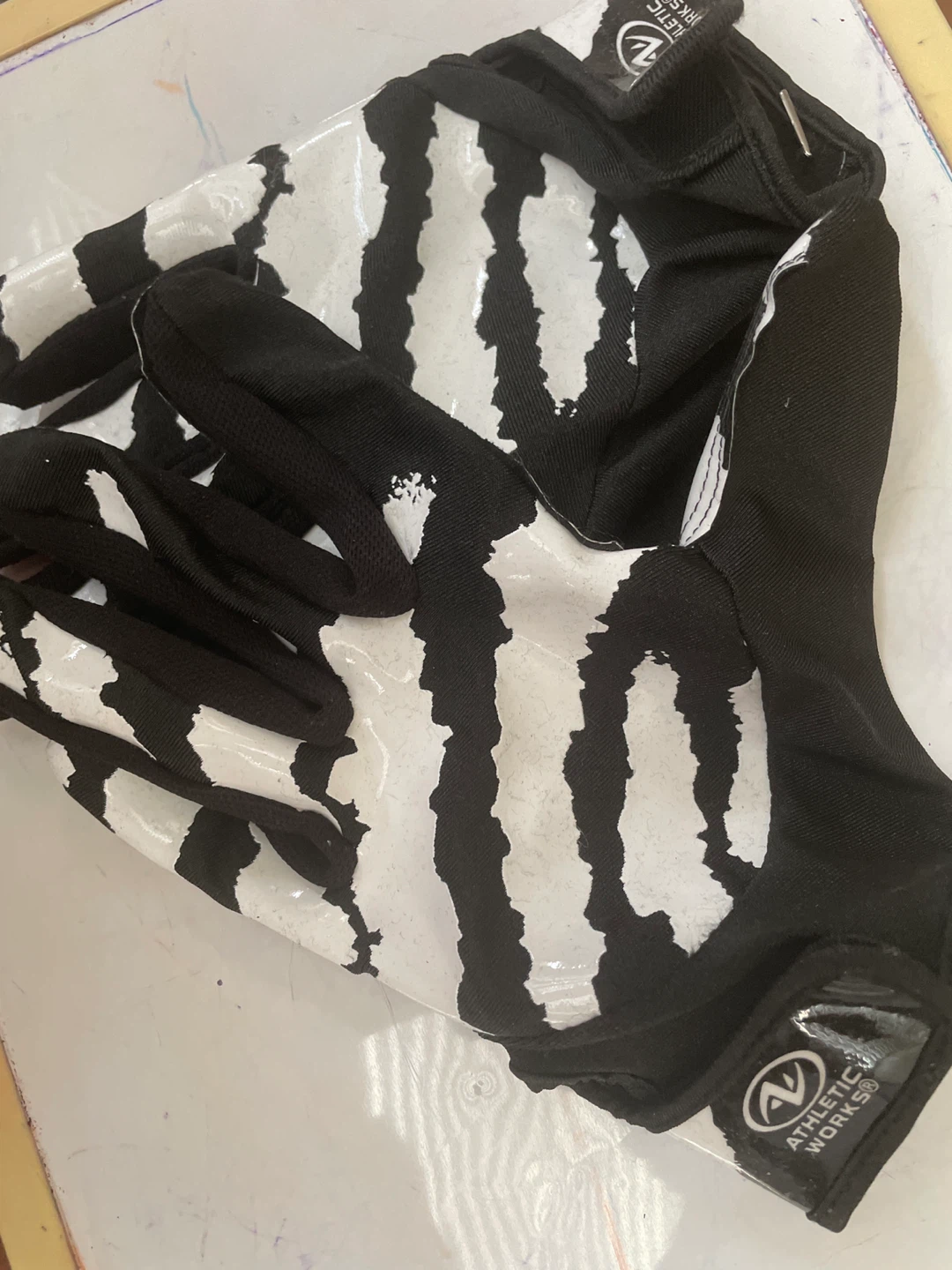 Athletic Works Adult U/XL Gloves - photo 3