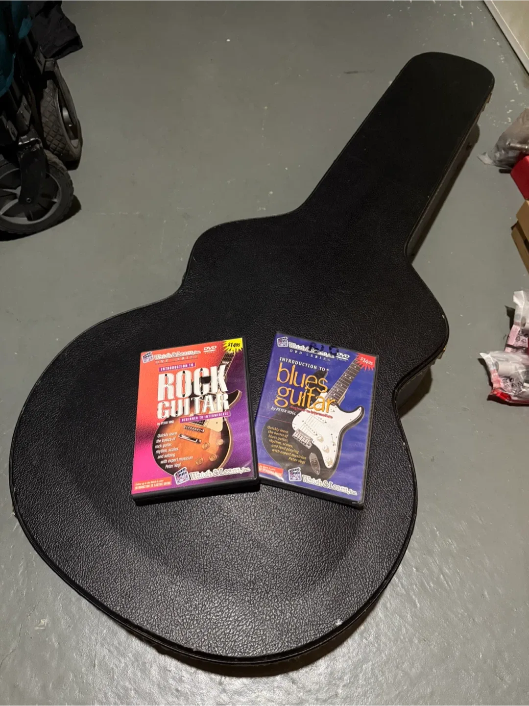 Takamine Electric Acoustic image indicator(5)