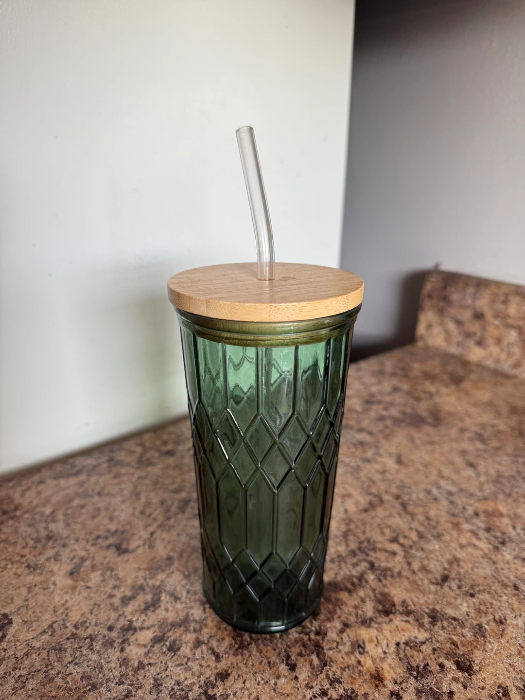 🥕Green Glass Tumbler with Straw