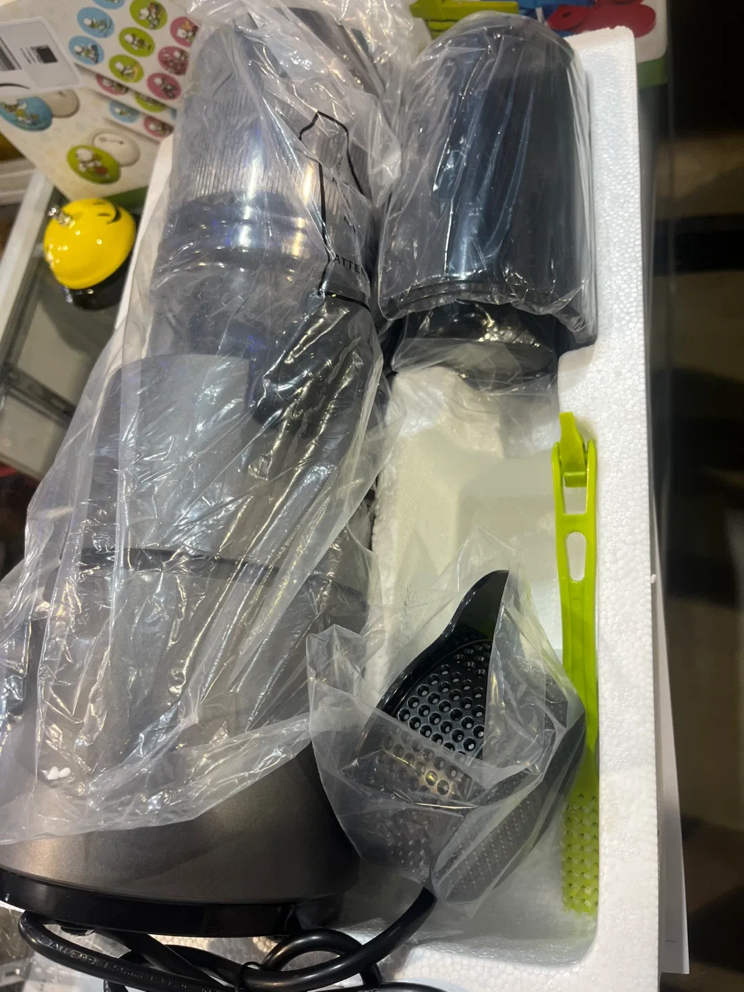 Canoly CA Masticating Cold Press Juicer - Black image indicator(2)