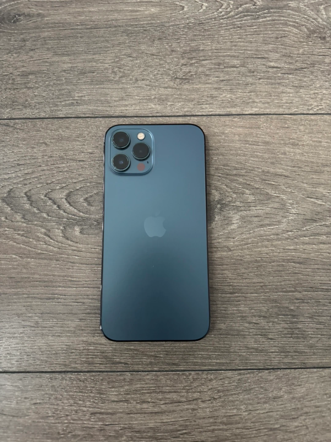iPhone 12 Pro - Pacific Blue