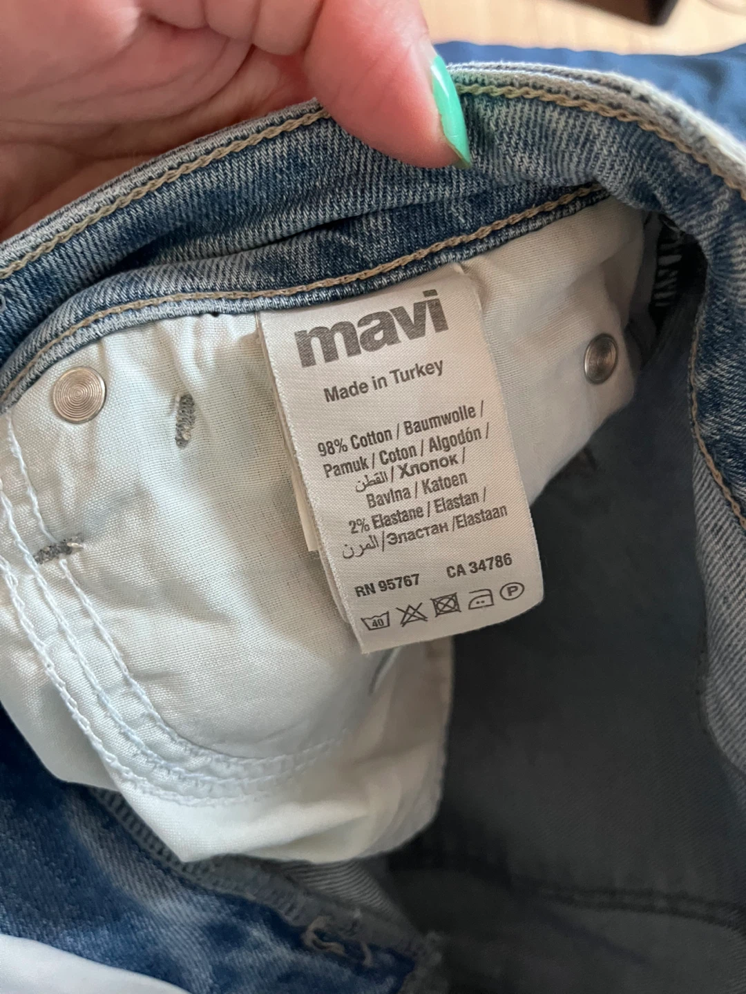 Mavi Cindy Mom Jeans - Size 26 - photo 3