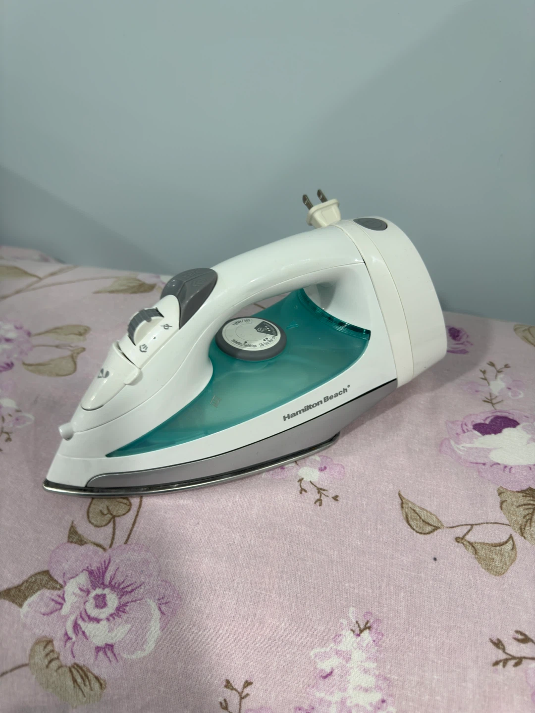 Hamilton Beach Steam Iron - photo 3