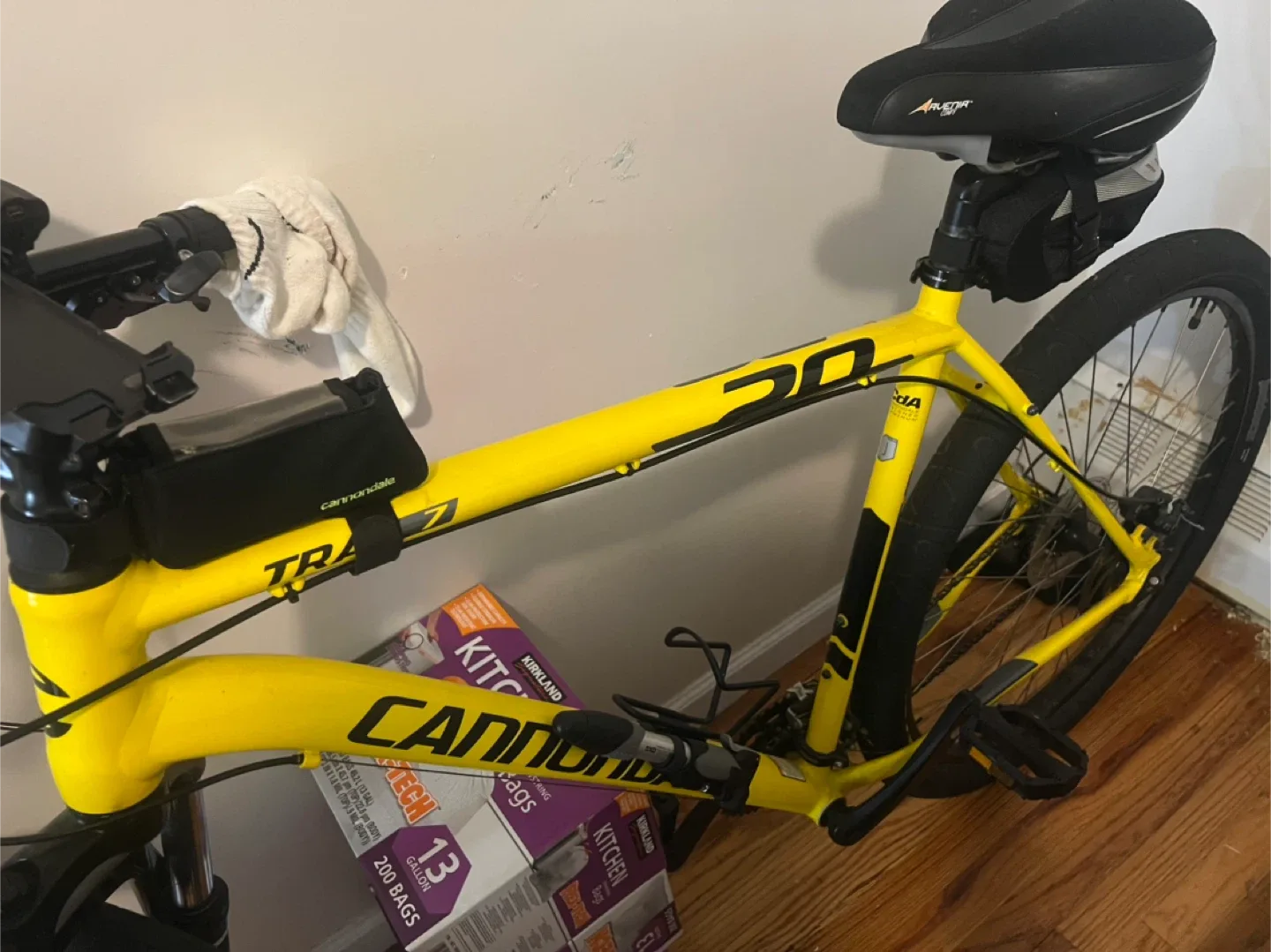 Cannondale Trail 7 Yellow Bicycle image indicator(2)