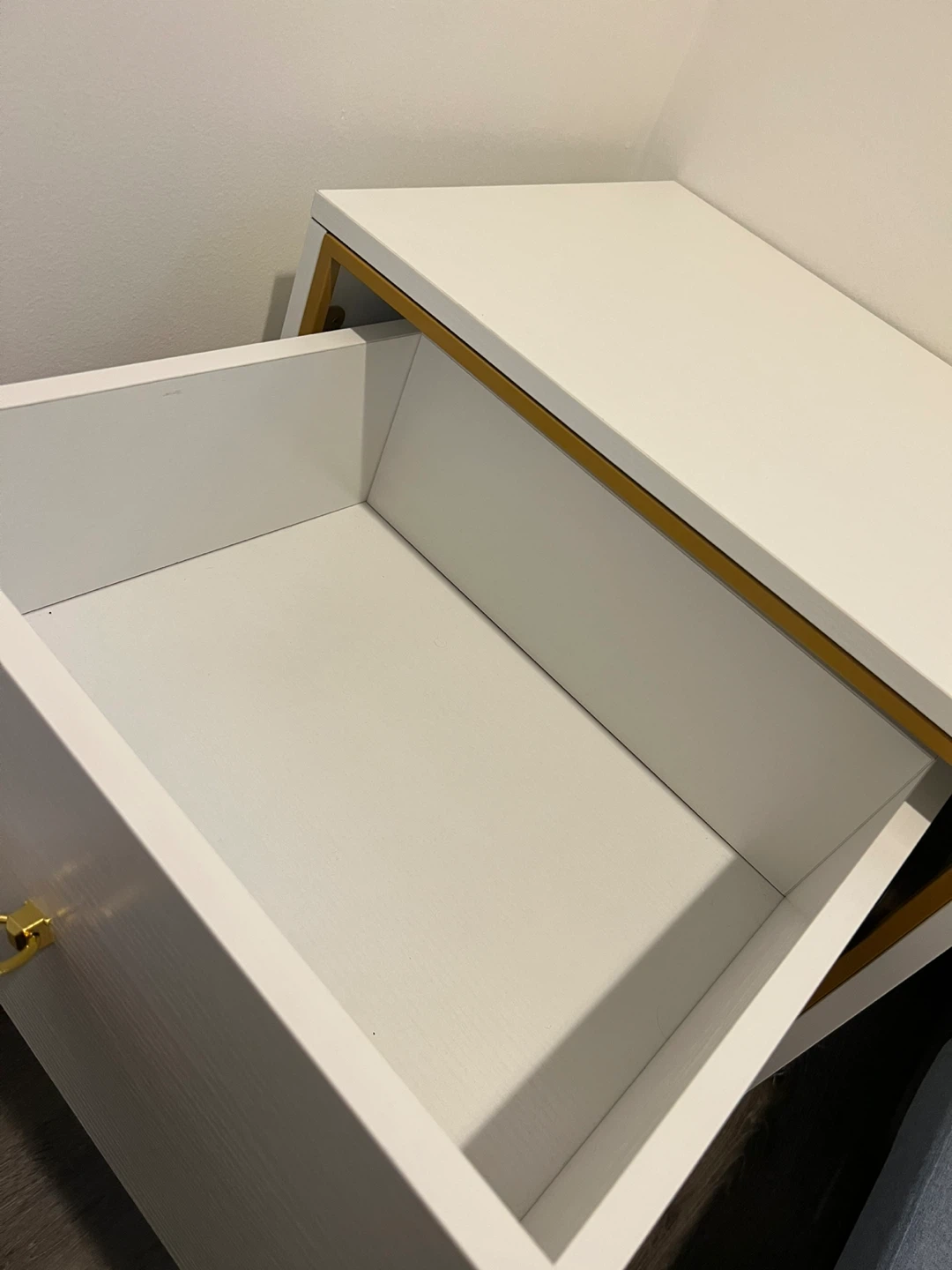 White & Gold Accent Nightstand - photo 3