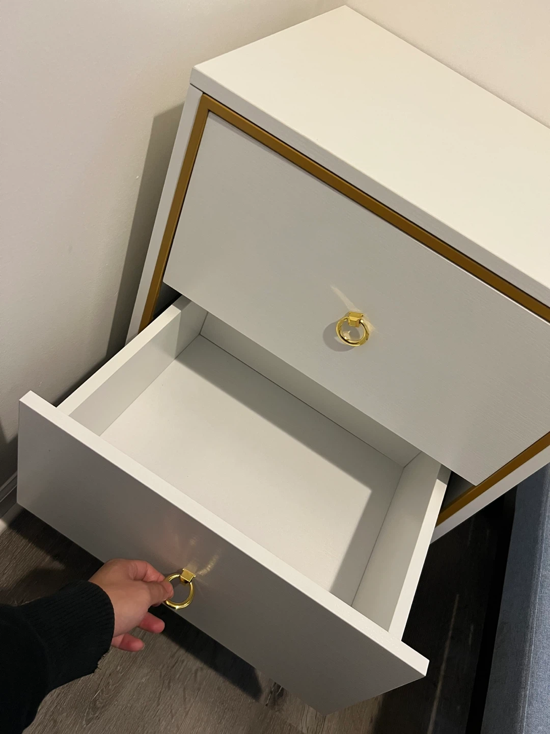 White & Gold Accent Nightstand - photo 4