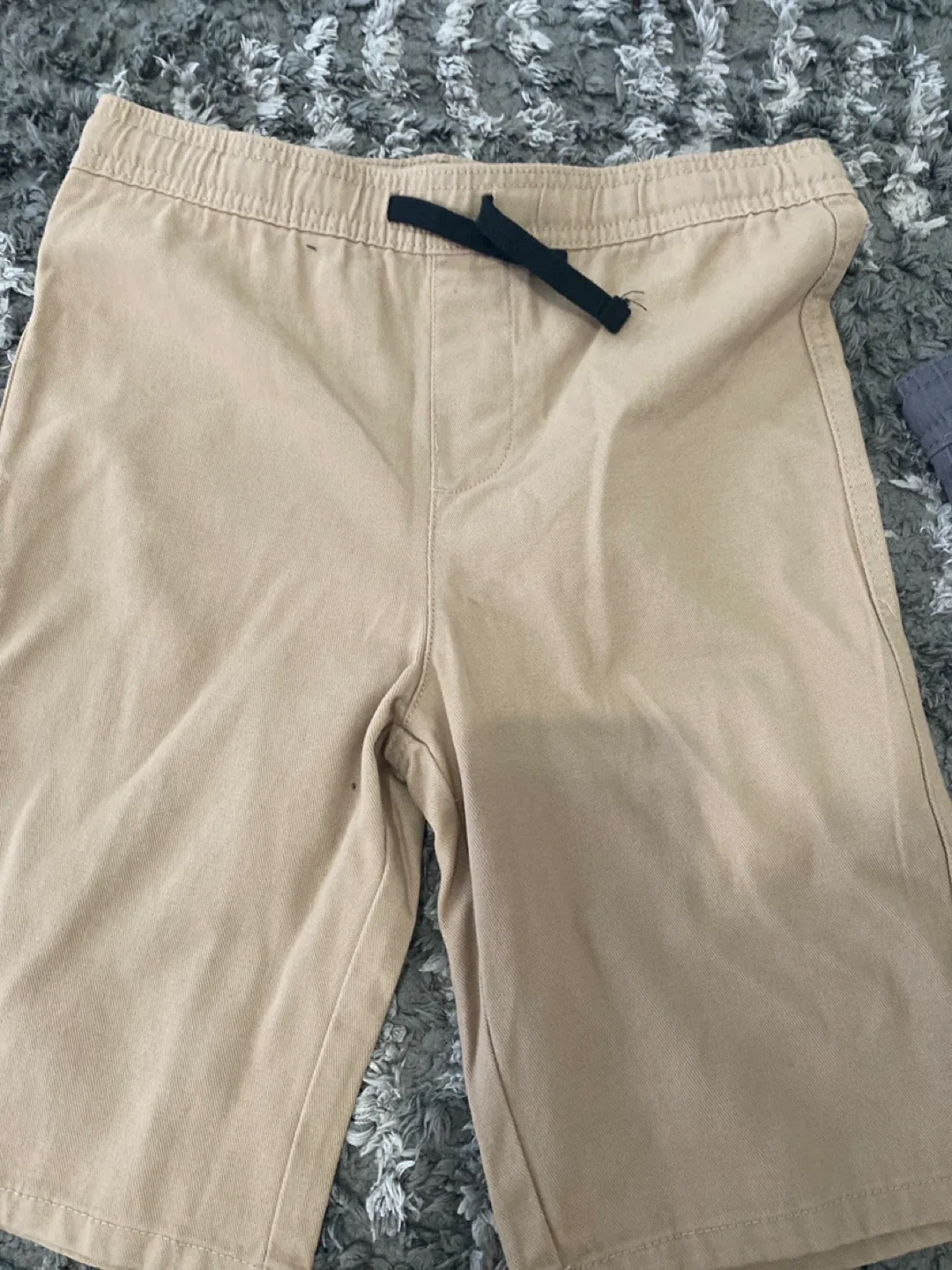 Khaki Shorts with Elastic Waist thumbnail