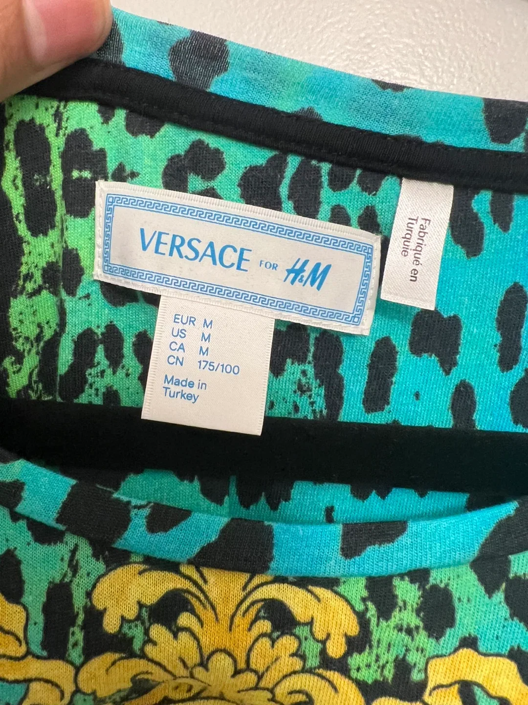 Versace T-Shirt image indicator(3)
