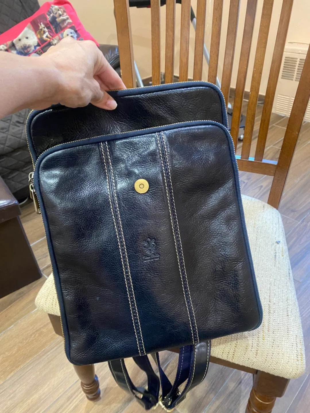 Leather Backpack Made in Italy image indicator(5)