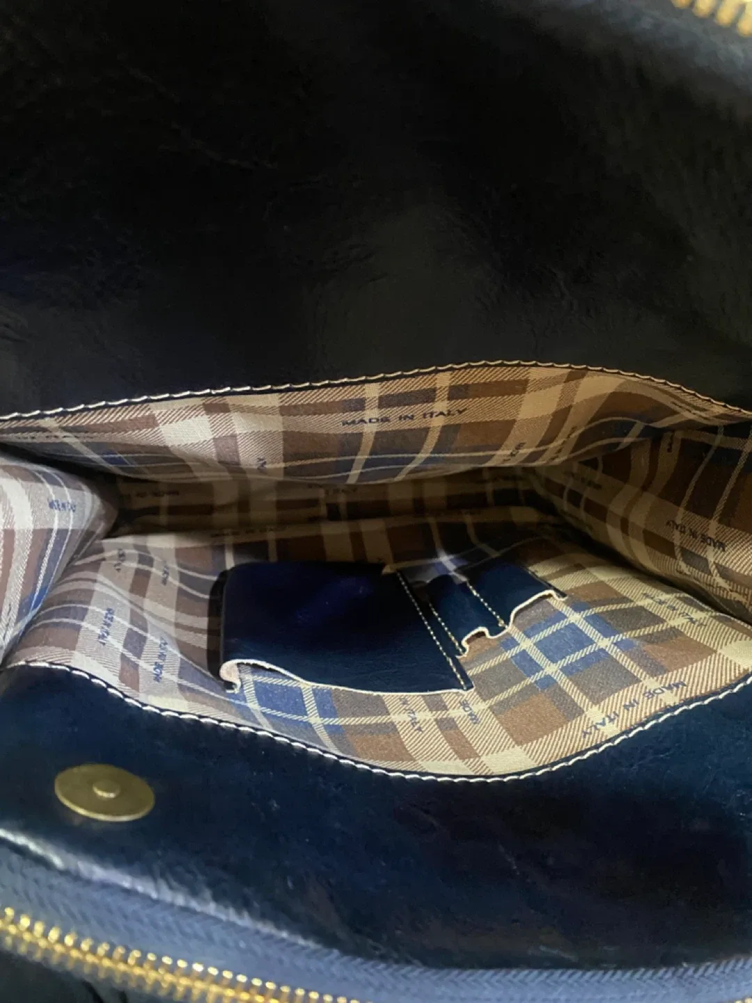 Leather Backpack Made in Italy image indicator(3)