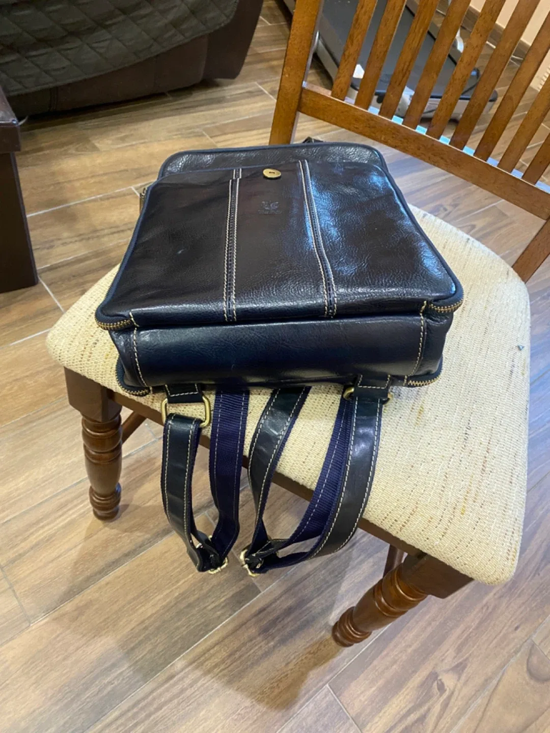 Leather Backpack Made in Italy image indicator(7)