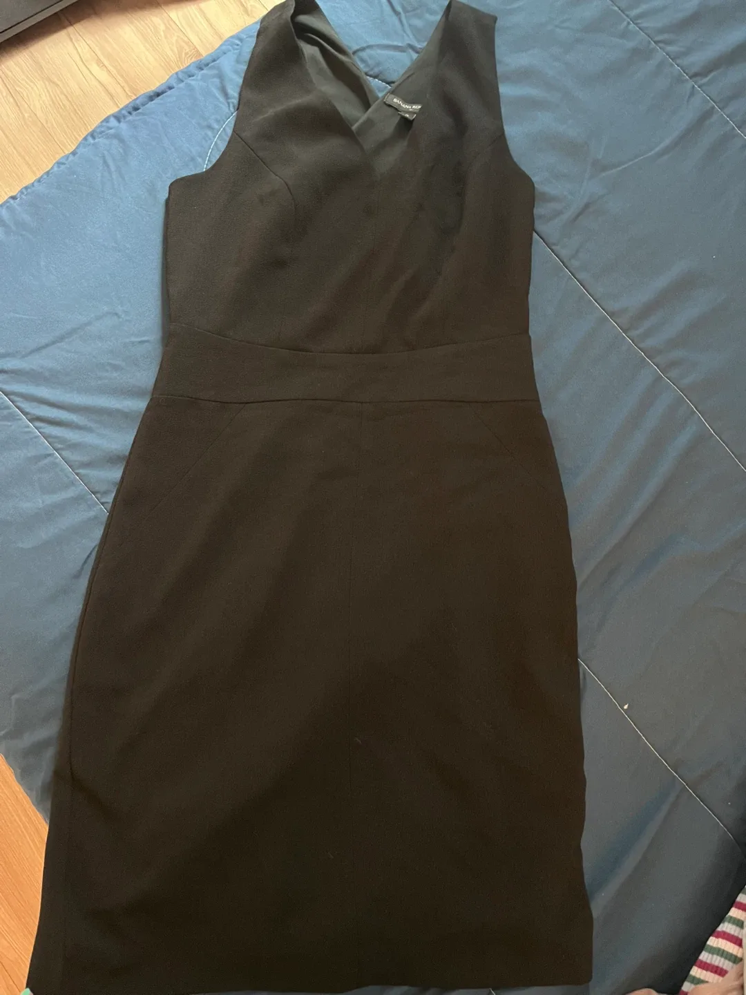 Banana Republic Black Dress image indicator(2)