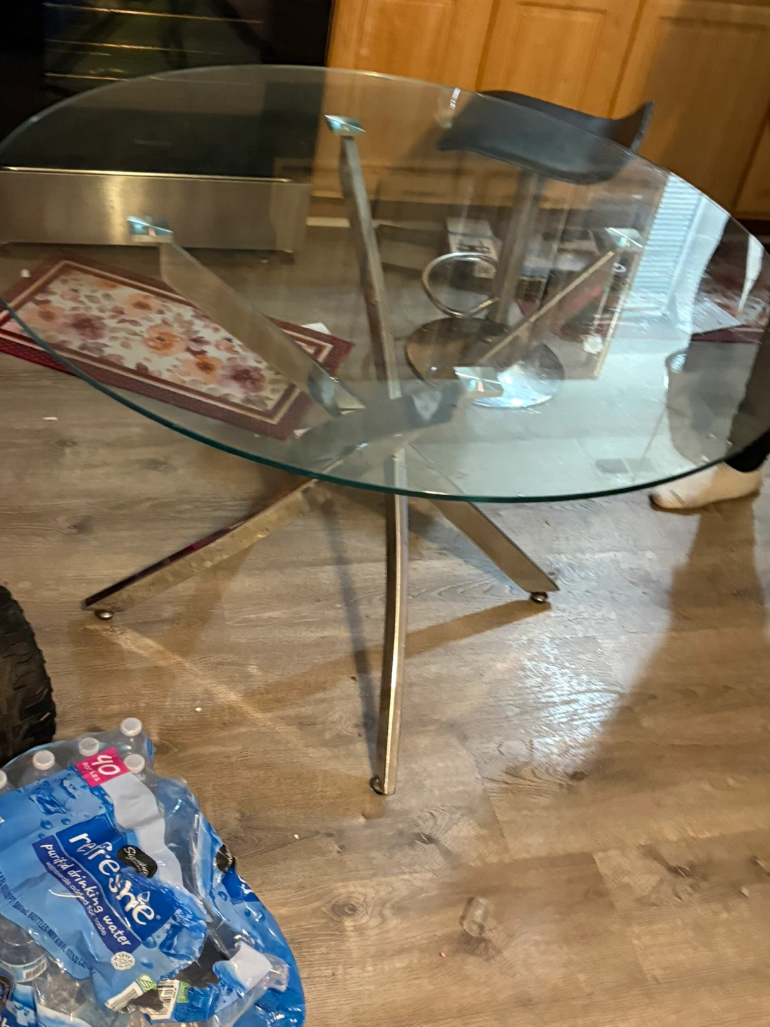 Glass Top Round Dining Table - photo 3