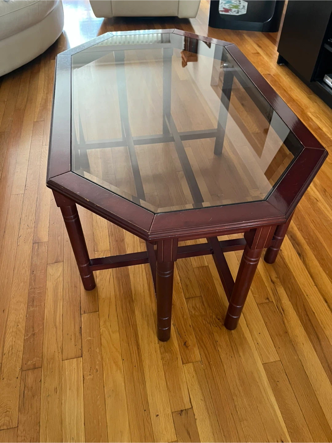 Octagon Glass Coffee Table - photo 4