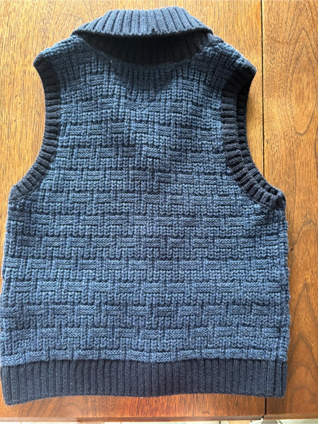 Tommy Hilfiger Toddler (2) Knit Vest - Size 2T/B image indicator(5)