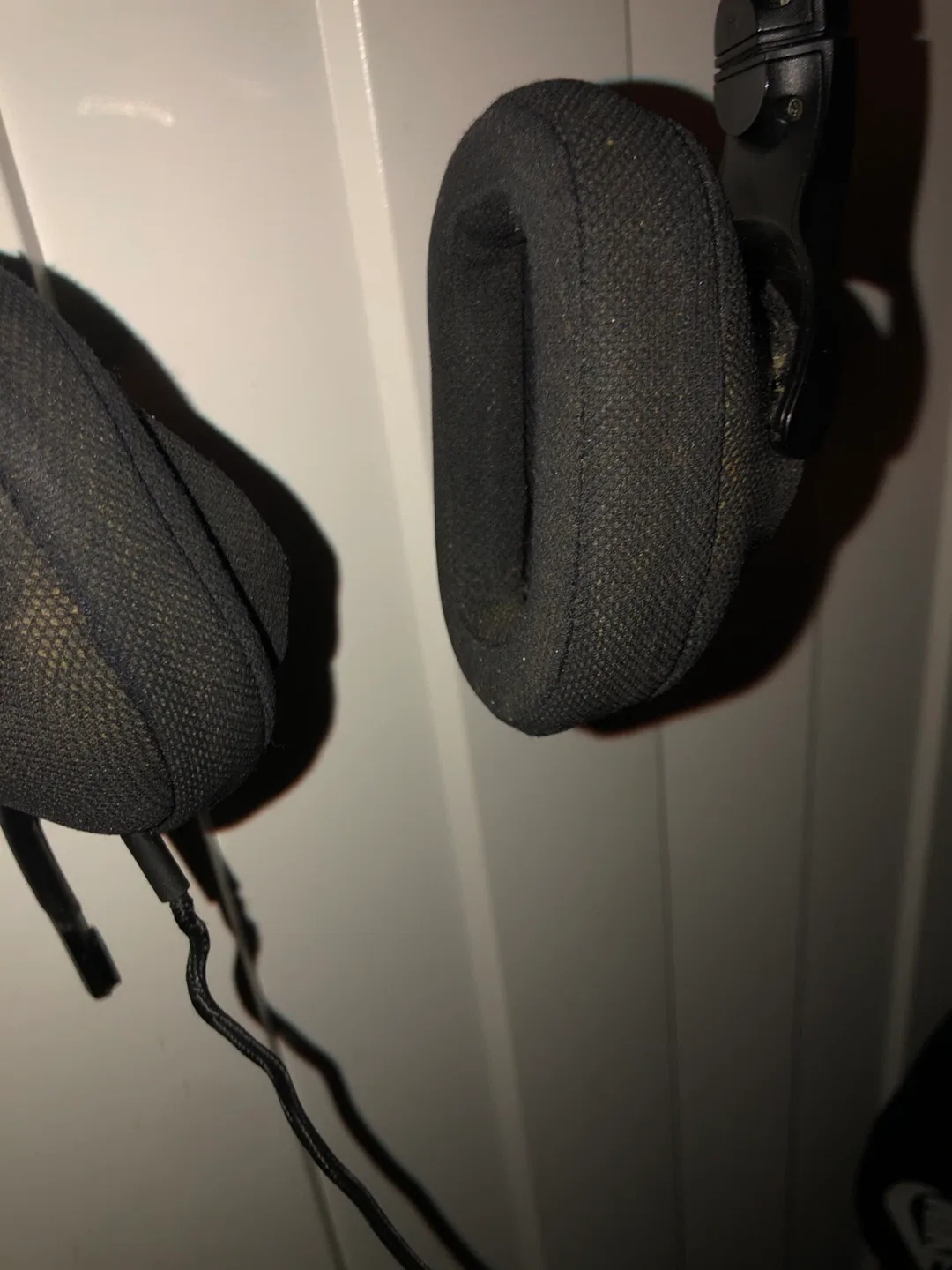 Logitech Gaming Headset. image indicator(3)