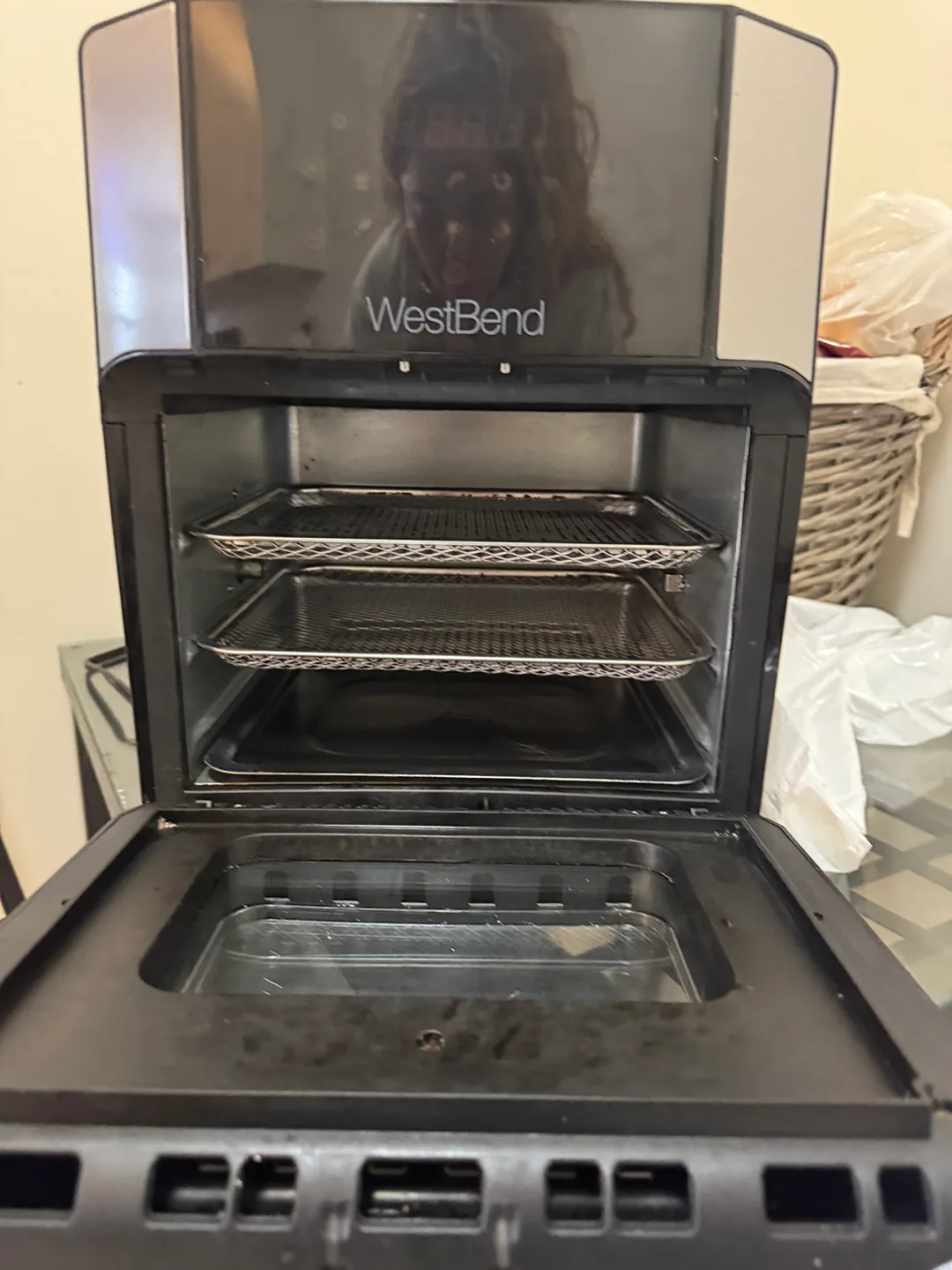 West Bend AFWB12BK13 XL Air Fryer Oven thumbnail
