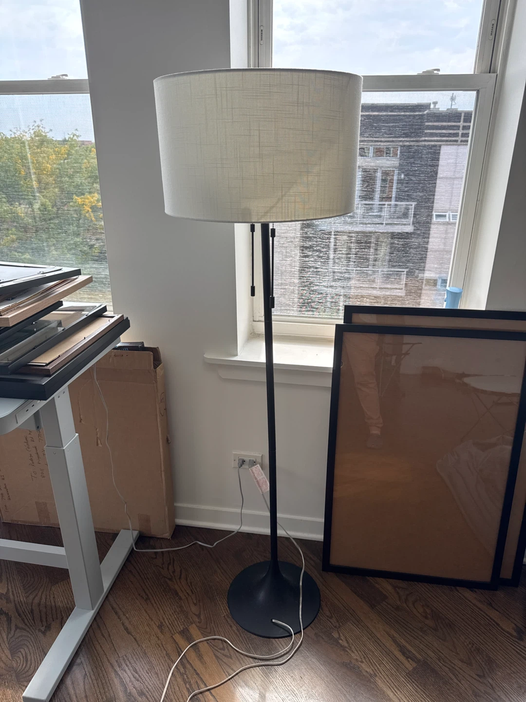 Floor Lamp - Black Base, Linen Shade