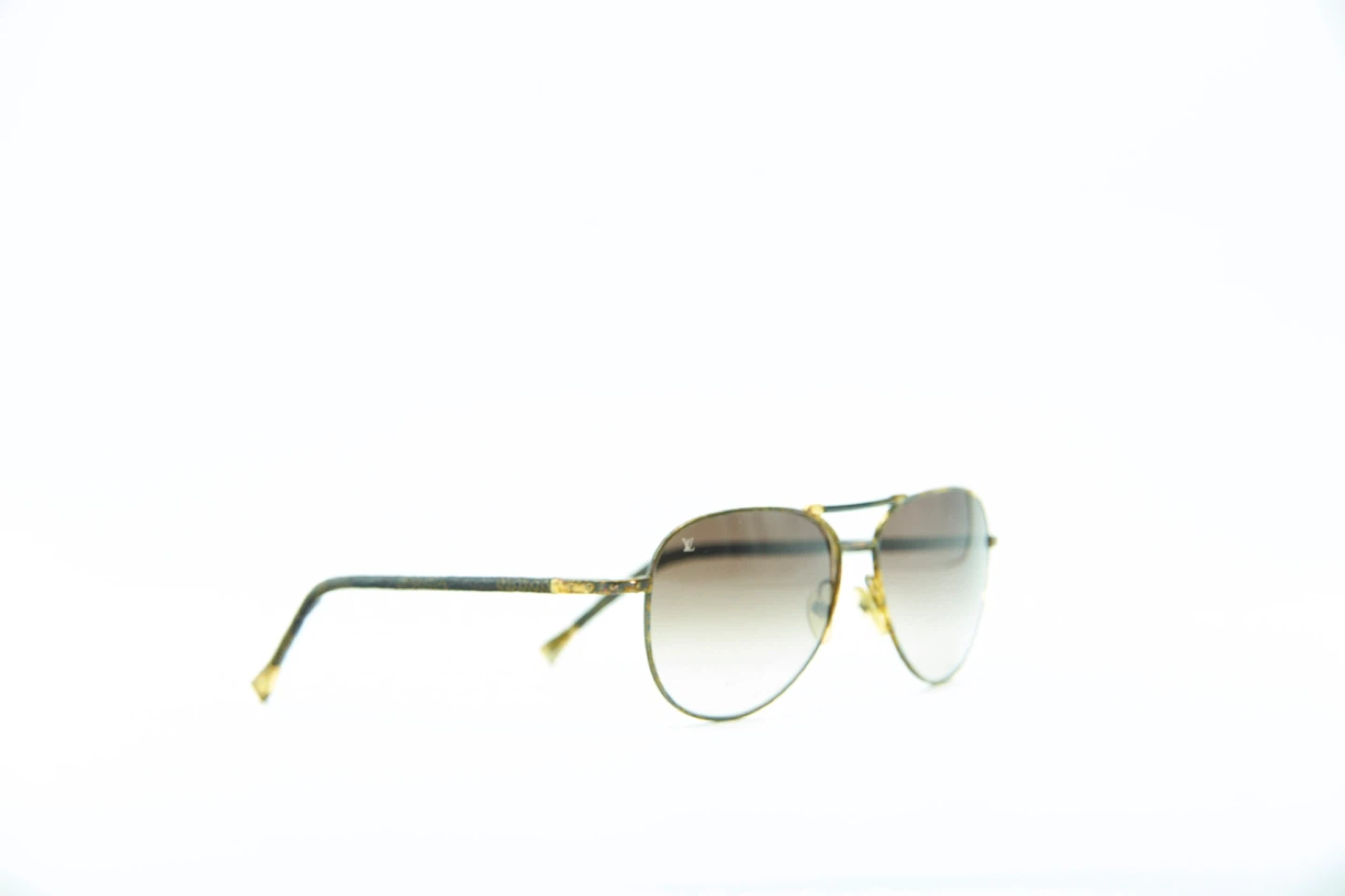 Louis Vuitton Aviator Sunglasses - photo 4