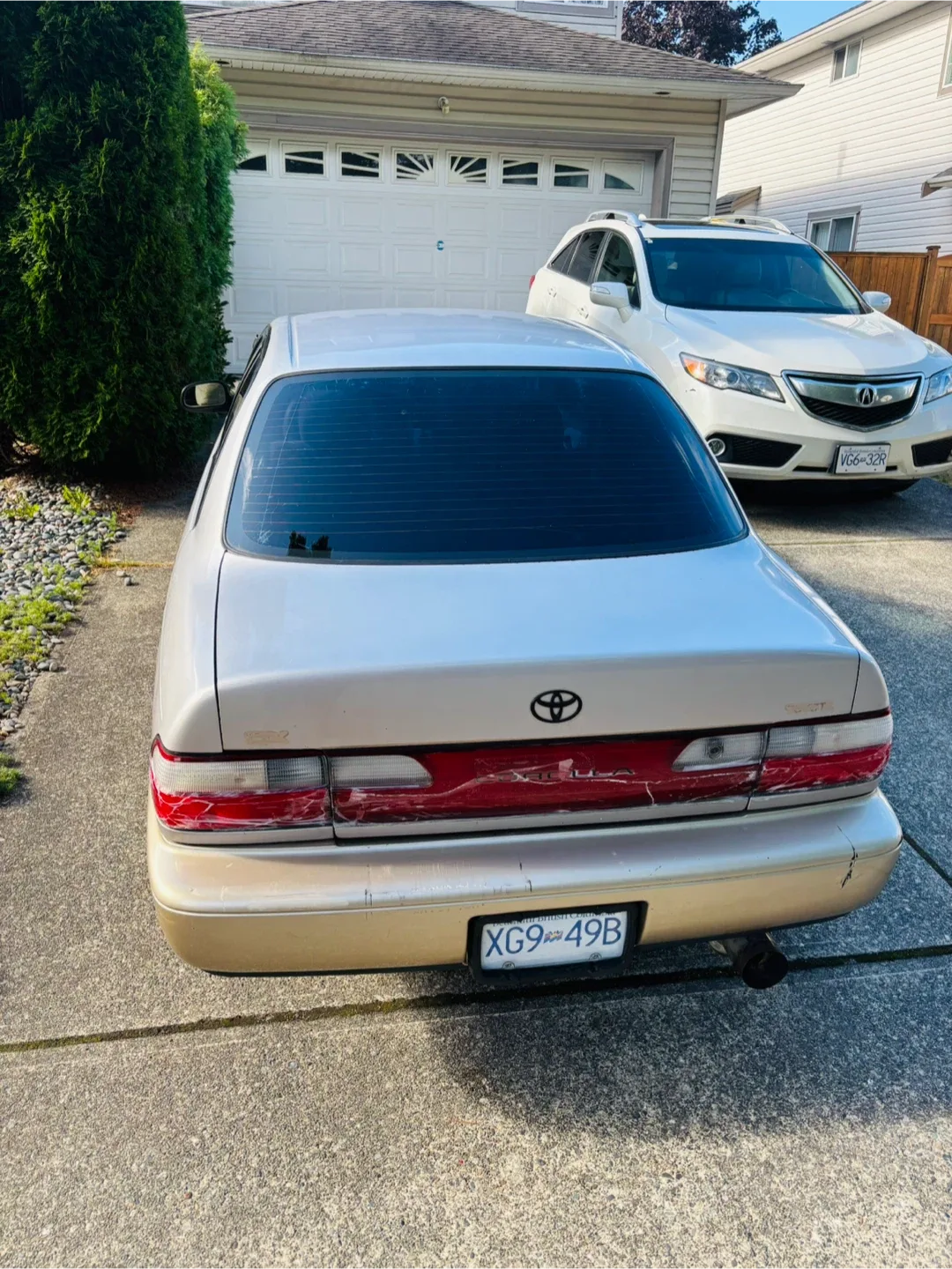 Toyota Corolla Sedan - Silver image indicator(4)