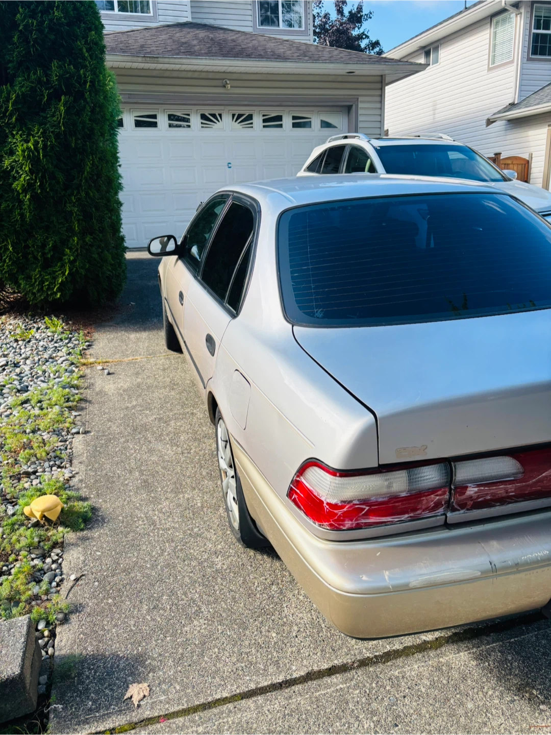 Toyota Corolla Sedan - Silver - photo 5