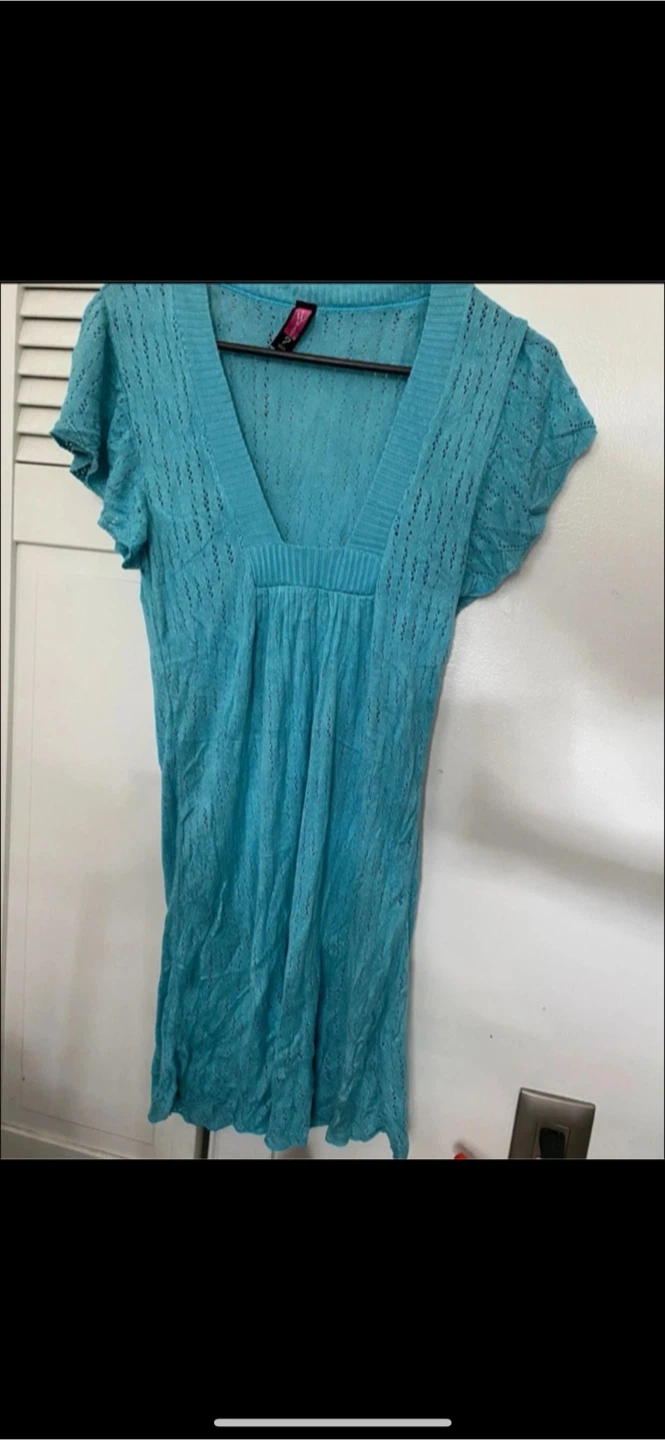 Turquoise V-Neck Knit Top🥕
