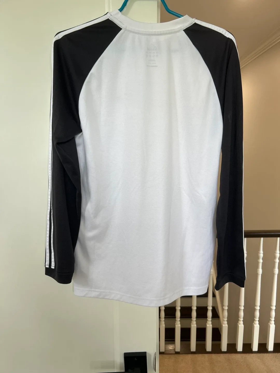 Adidas White & Black Long Sleeve Shirt - Size S image indicator(3)