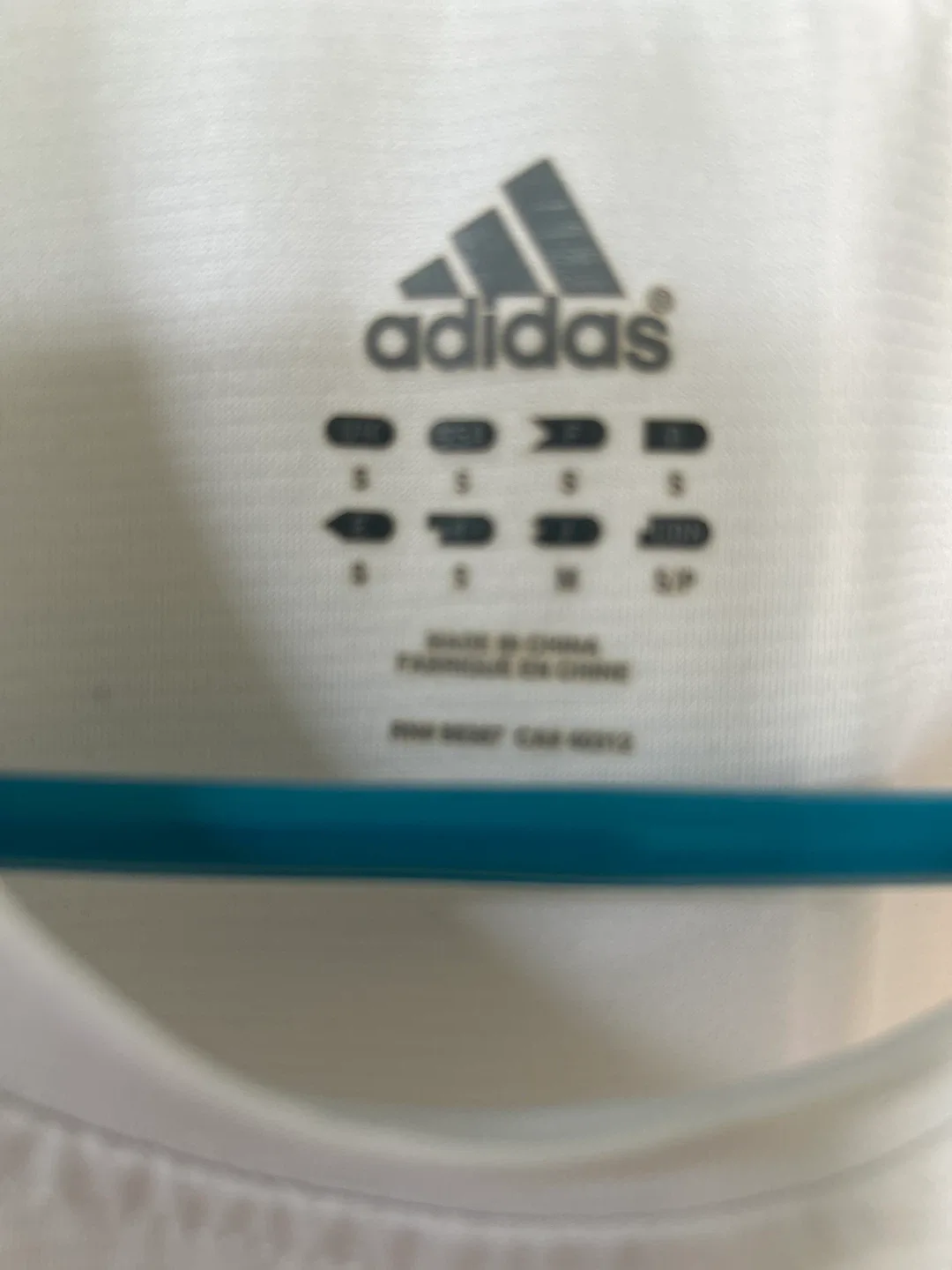 Adidas White & Black Long Sleeve Shirt - Size S image indicator(4)