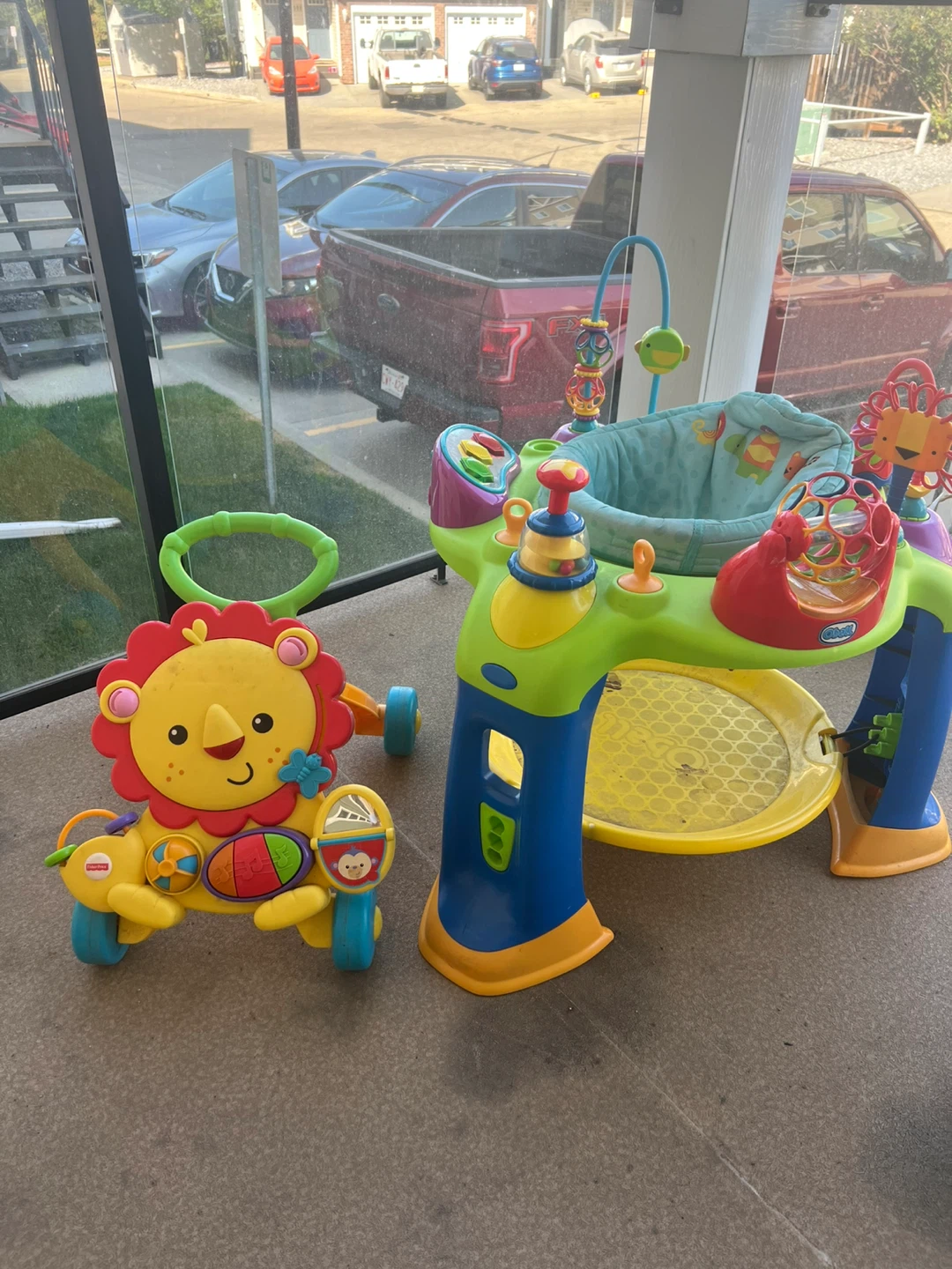 Chicco Activity Centre, Walker, Musical table - photo 2