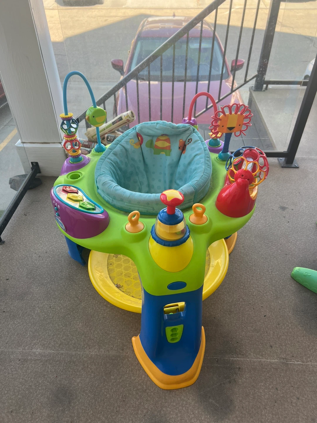 Chicco Activity Centre, Walker, Musical table