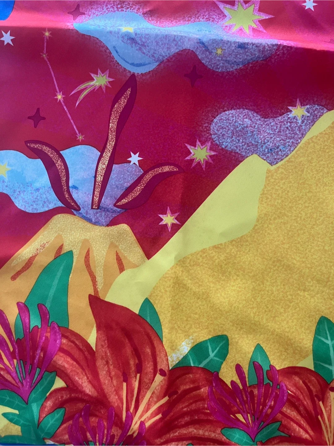 Aries Scarf from LUSH image indicator(5)