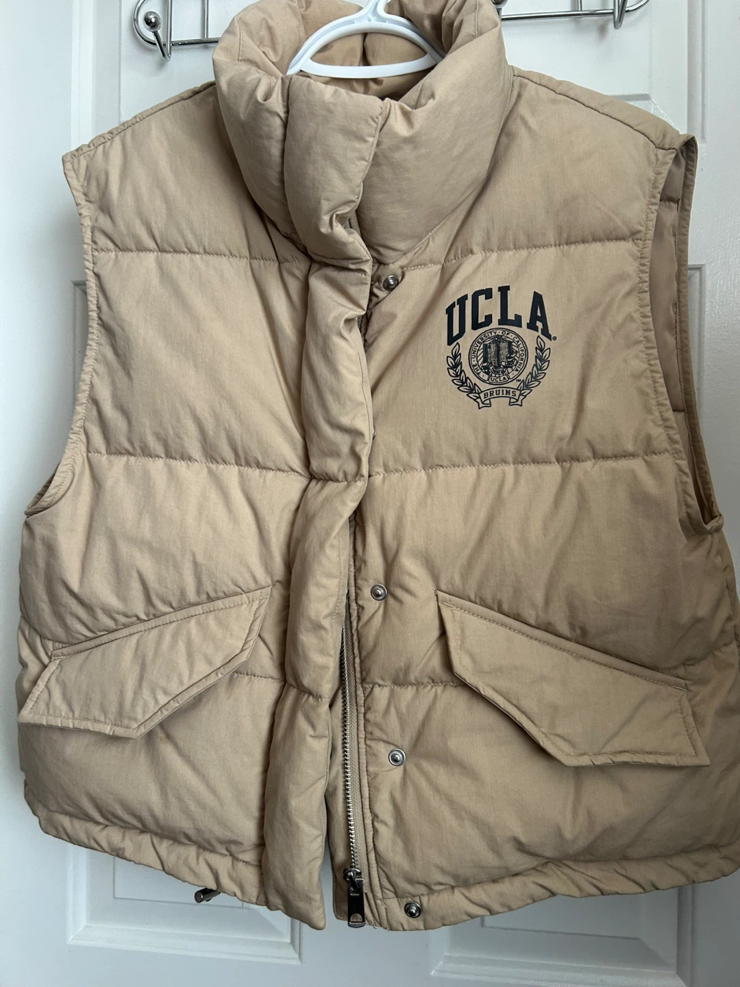 UCLA Puffer Vest - Beige