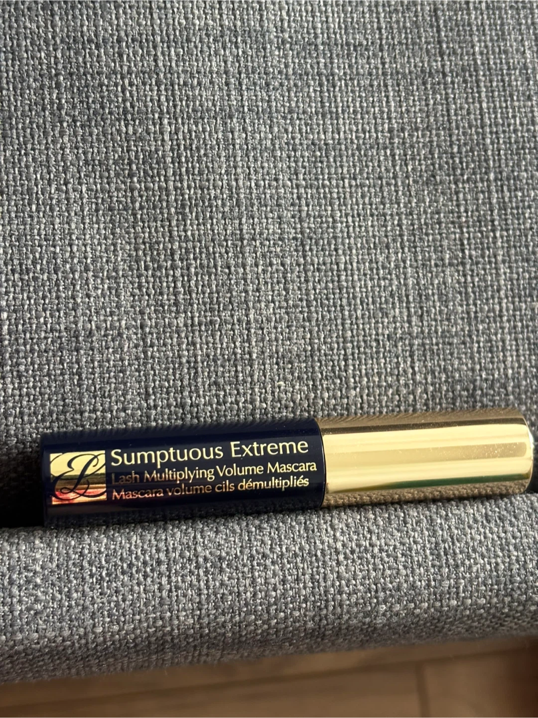 2.8 ml Estée Lauder Sumptuous Extreme Mascara - Extreme Black - photo 2
