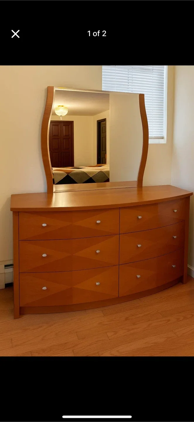 Wood Dresser with Mirror image indicator(2)