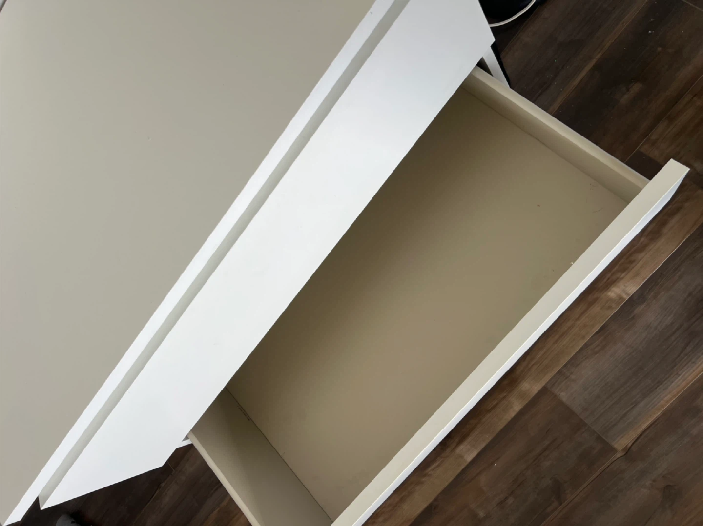 White 3-Drawer Dresser - photo 3