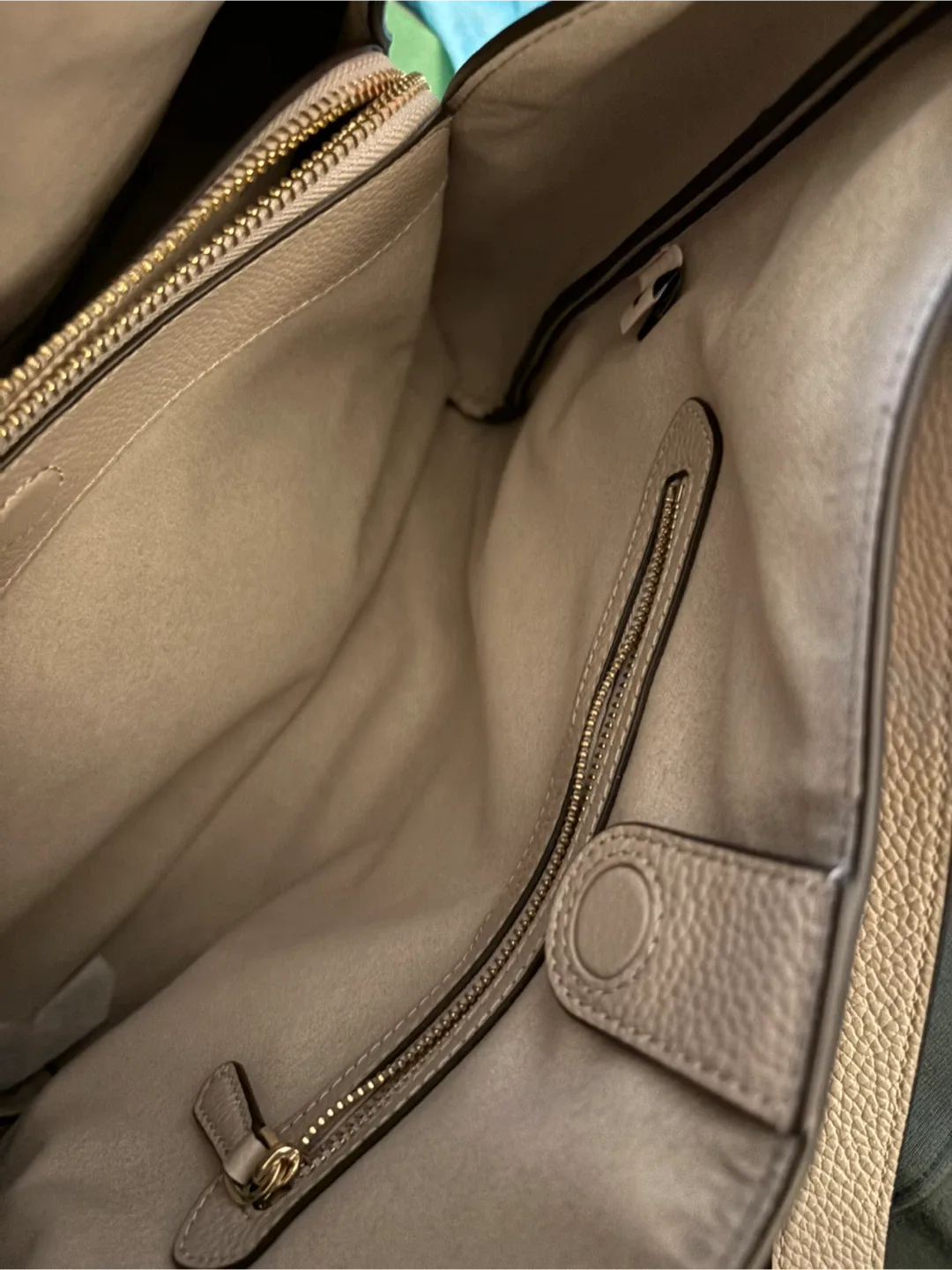 Kate Spade Beige Leather Hobo Bag image indicator(9)