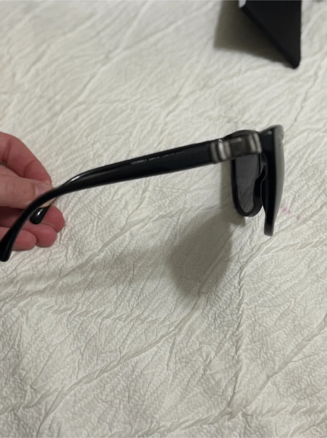 Chanel 5281-Q Sunglasses with Case image indicator(3)