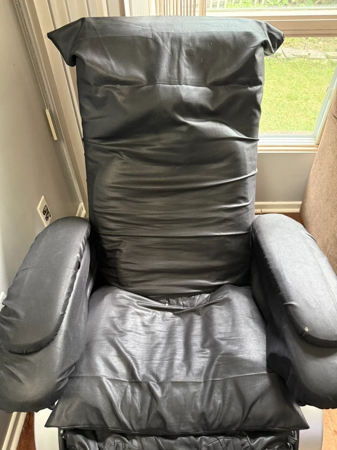 Massage Chair - Black thumbnail