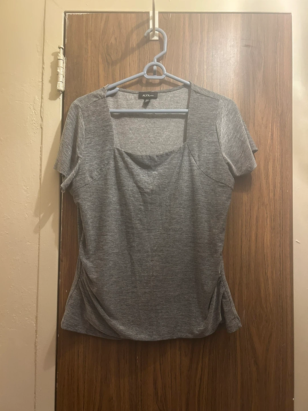 Assorted Women's Tops - photo 3