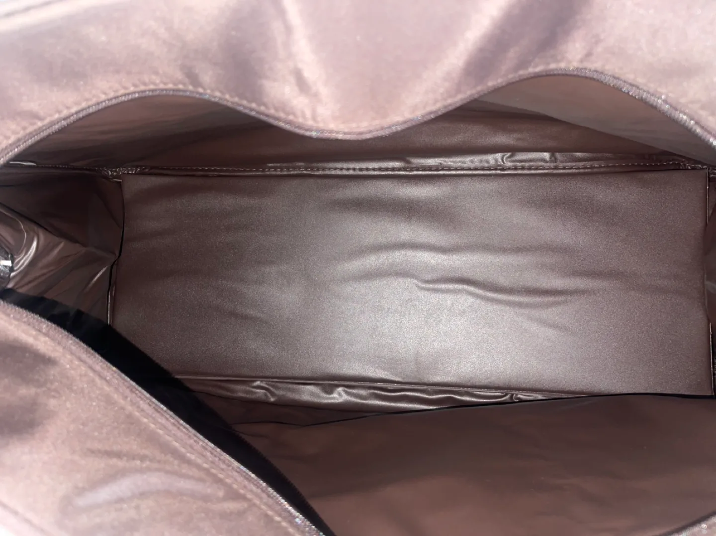 Brown Duffel Bag image indicator(3)