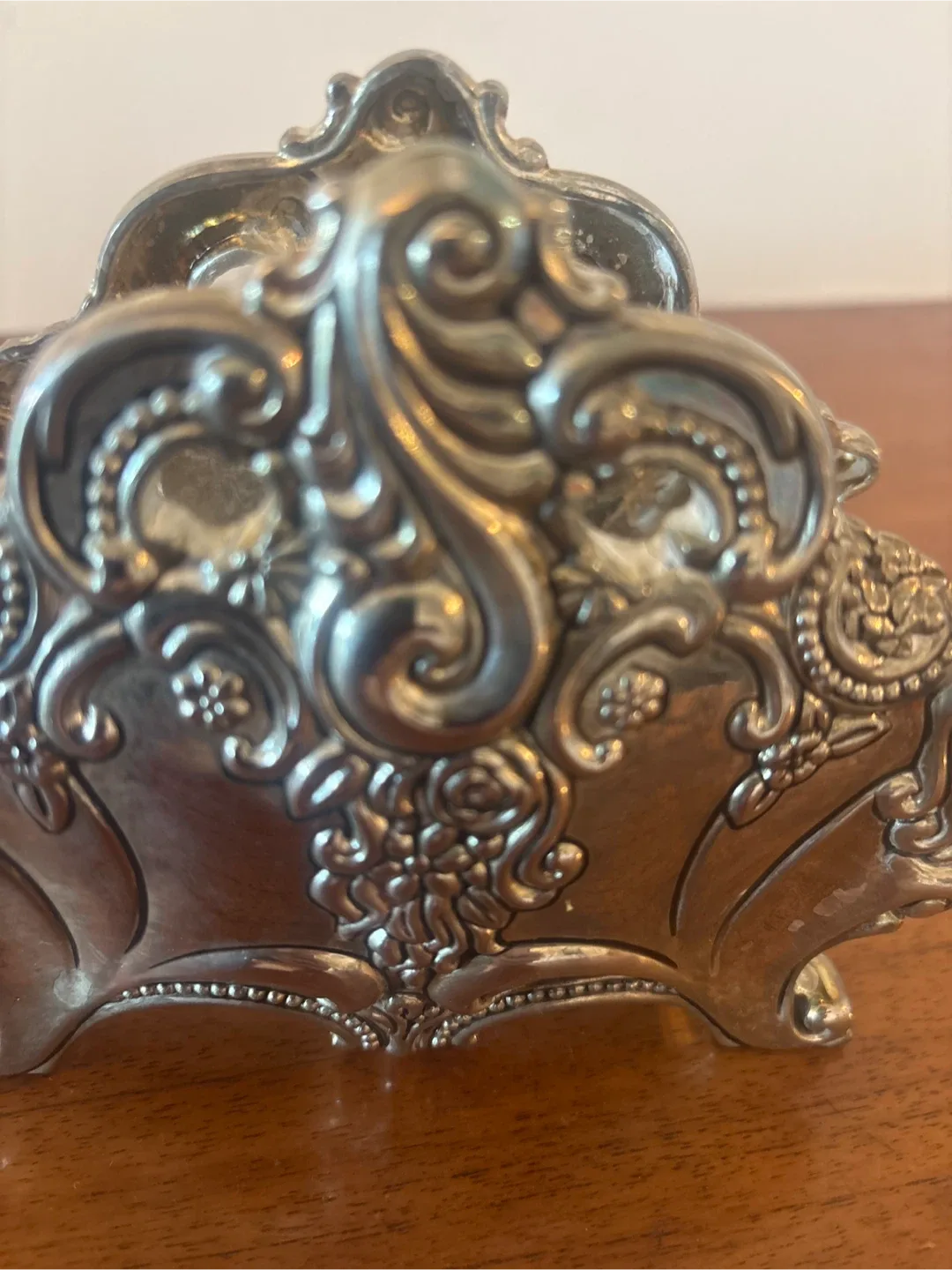 Vintage Silver Plated Napkin Holder image indicator(6)