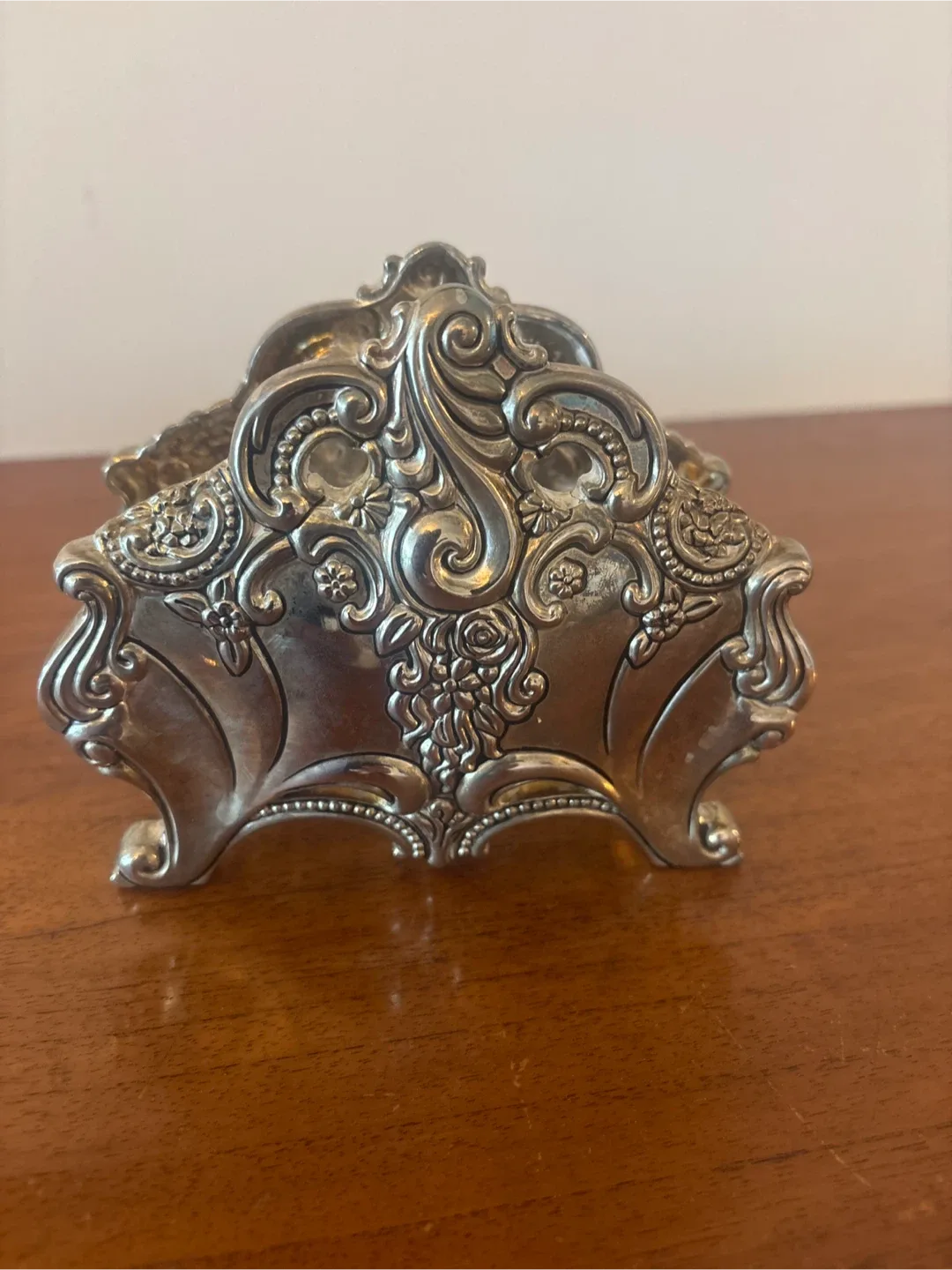 Vintage Silver Plated Napkin Holder image indicator(7)