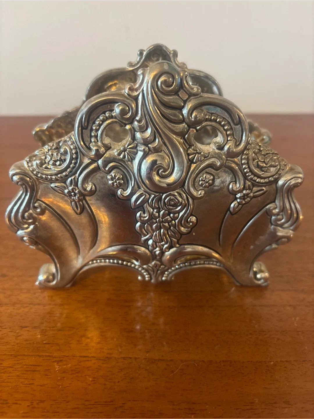 Vintage Silver Plated Napkin Holder image indicator(2)