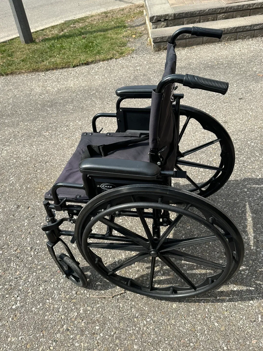 Karman Wheelchair - Black ( without foot rest) image indicator(2)